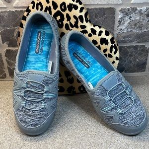 DANSKN NOW MEMORY FOAM SIZE 7 1/2  GREY